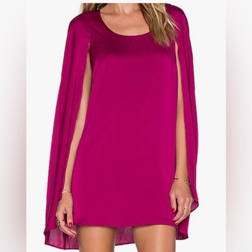 Lovers + Friends NWT caped mini dress SIZE XS EXTRA SMALL